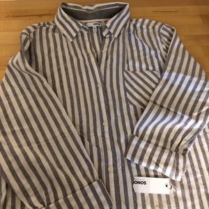Grey and White flannel sleep shirt. Size Lg
